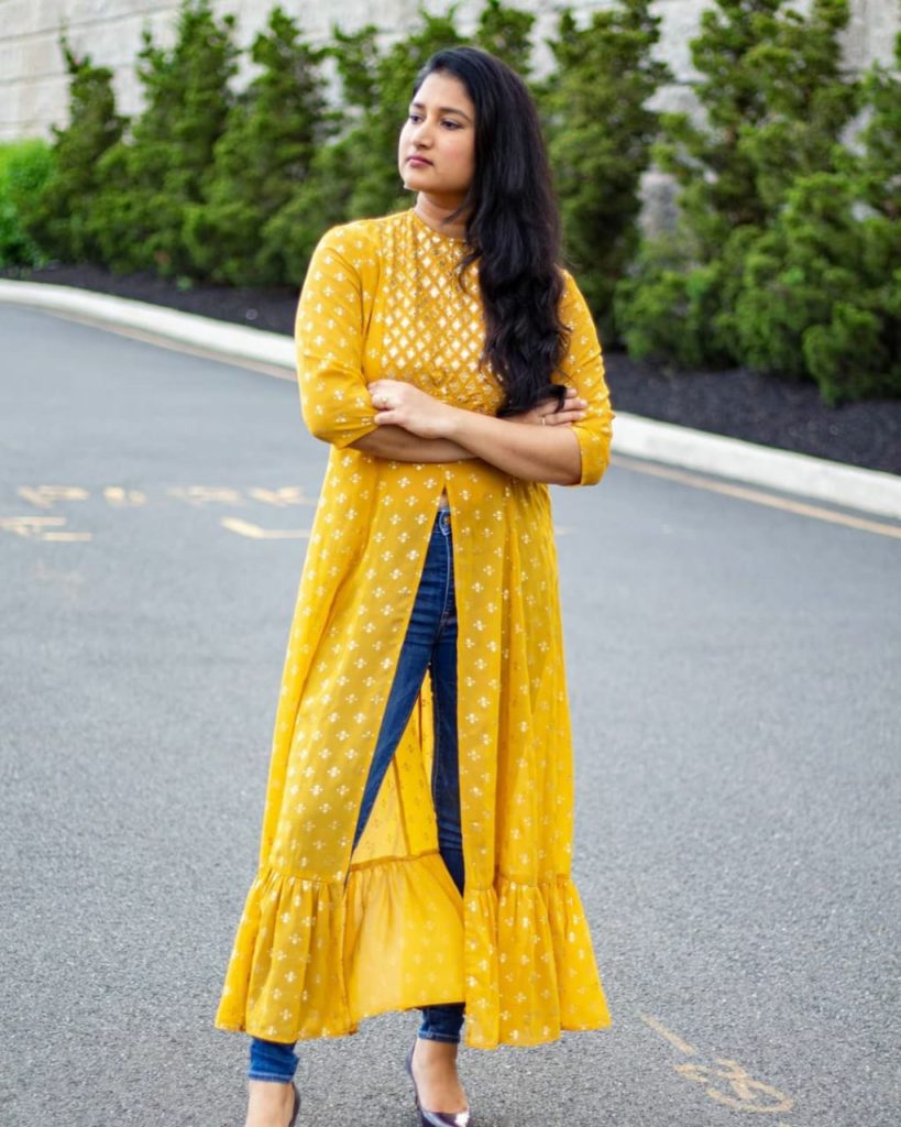 LONG TRADITIONAL KURTI WITH JEANS